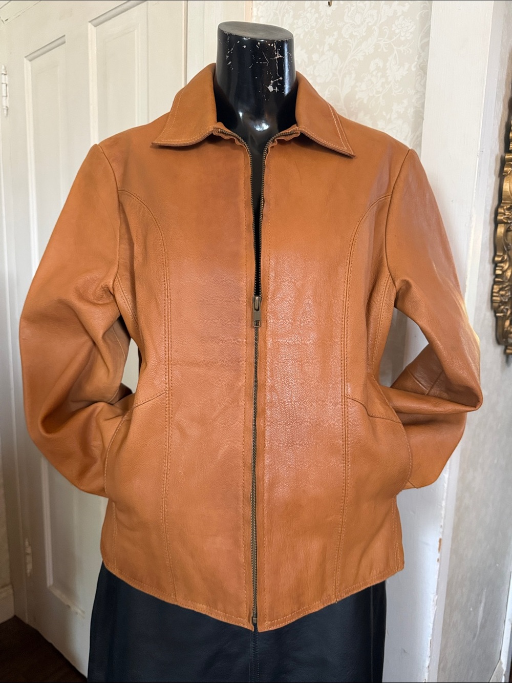 Vintage 90’s GAP Genuine Leather Full Zip Collared Jacket Coat Sz Medium